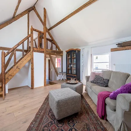 Himmelshoeh Loft Retreat, Cleaning Included Roes
