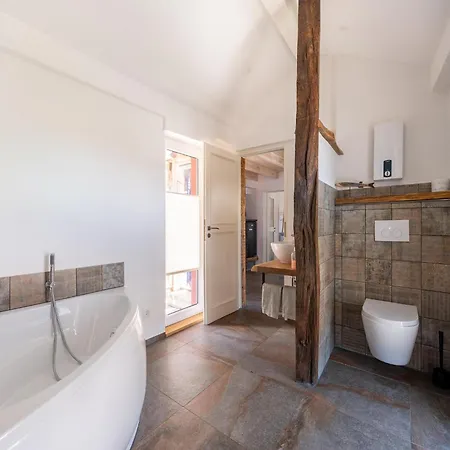 Himmelshoeh Loft Retreat, Cleaning Included Roes