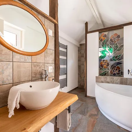 Himmelshoeh Loft Retreat, Cleaning Included