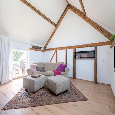 Himmelshoeh Loft Retreat, Cleaning Included Tatil Evi